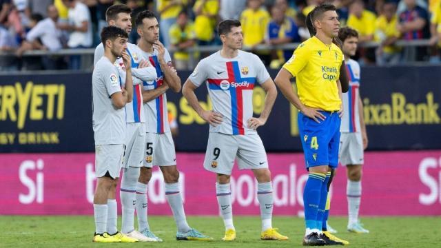 NBA常规赛-生死高于足球，比赛暂停先救人，巴萨还能进4个